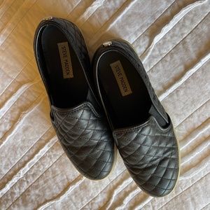 Steve Madden Sneakers size 9